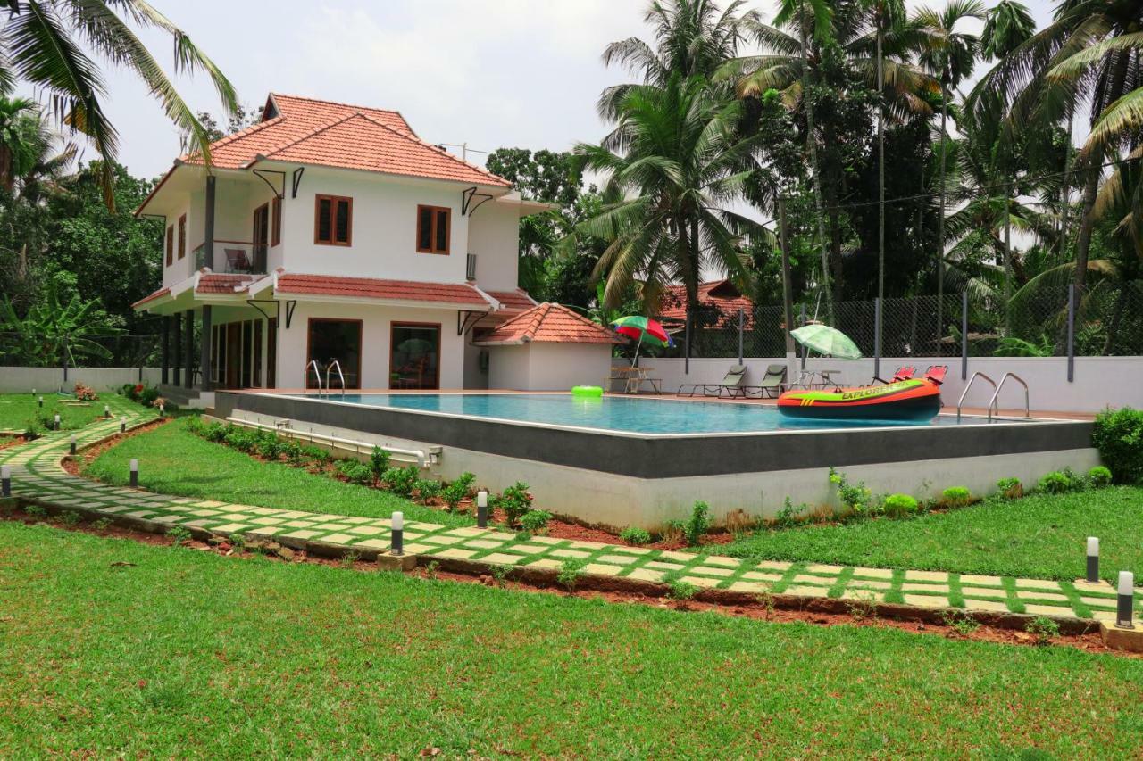 Water'S Edge Villas Alappuzha Exterior photo